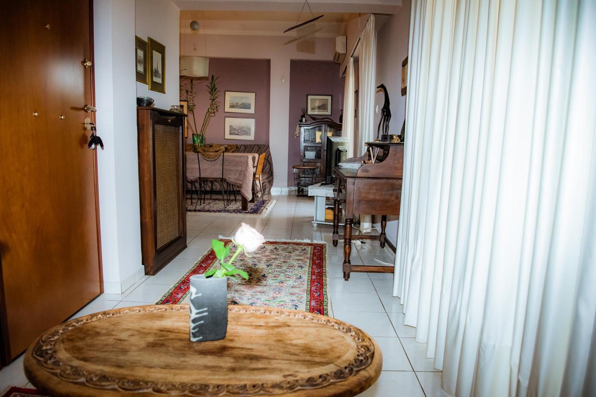 Apartamento Sophie'S Penthouse In Atenas Exterior foto
