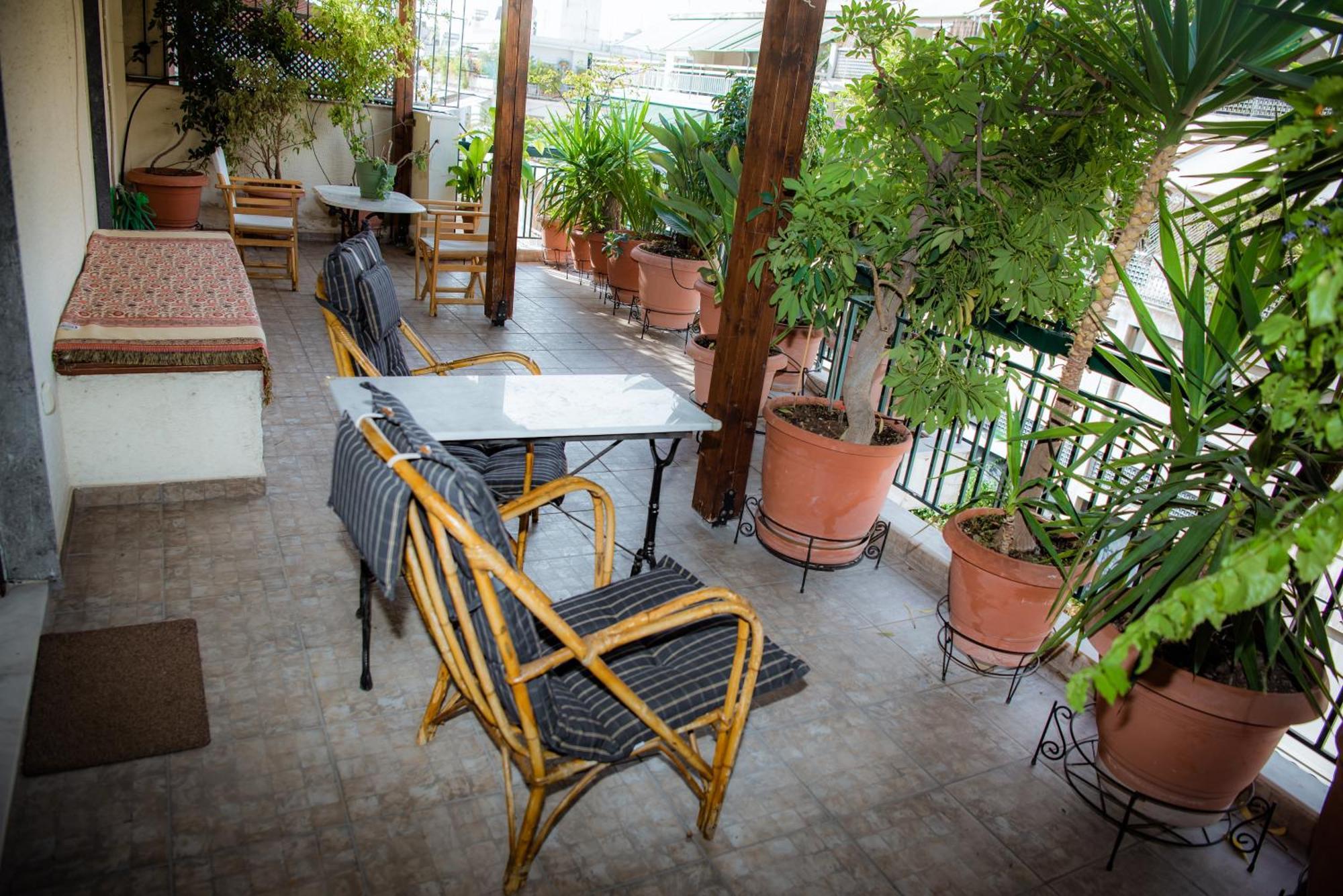 Apartamento Sophie'S Penthouse In Atenas Exterior foto