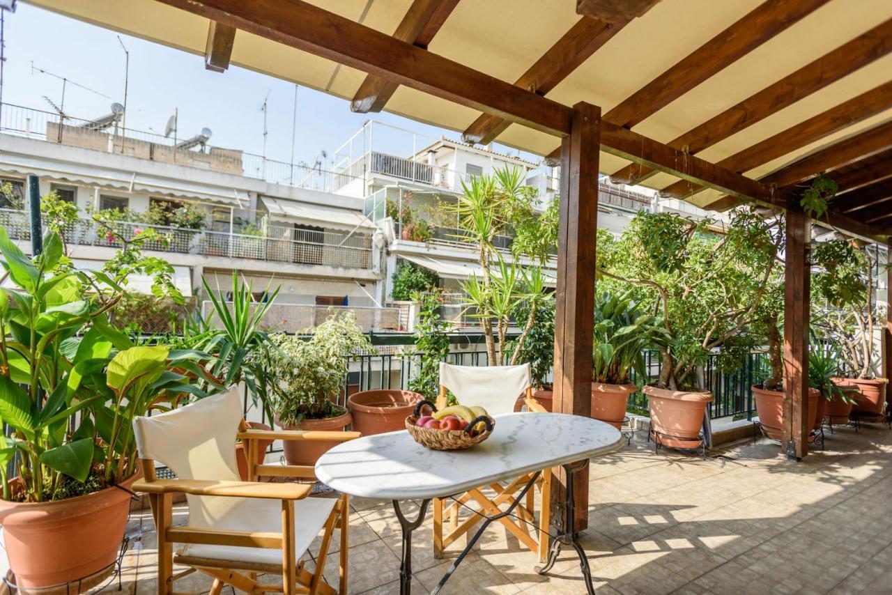 Apartamento Sophie'S Penthouse In Atenas Exterior foto