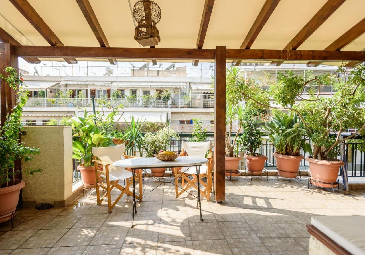 Apartamento Sophie'S Penthouse In Atenas Exterior foto
